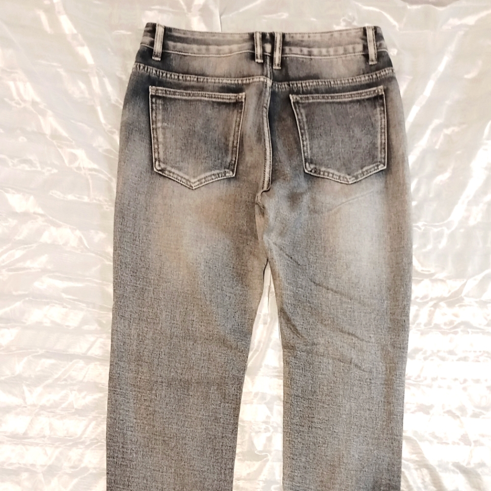 Jeans - Picture 2 of 6